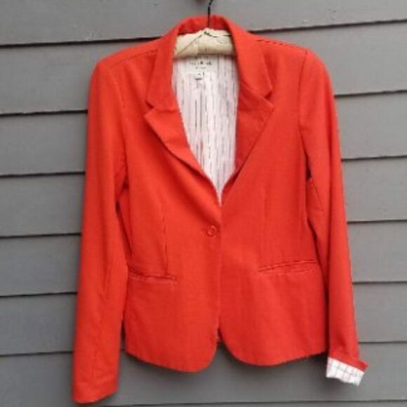 Red Haute Monde Blazer Size Medium - Picture 1 of 3